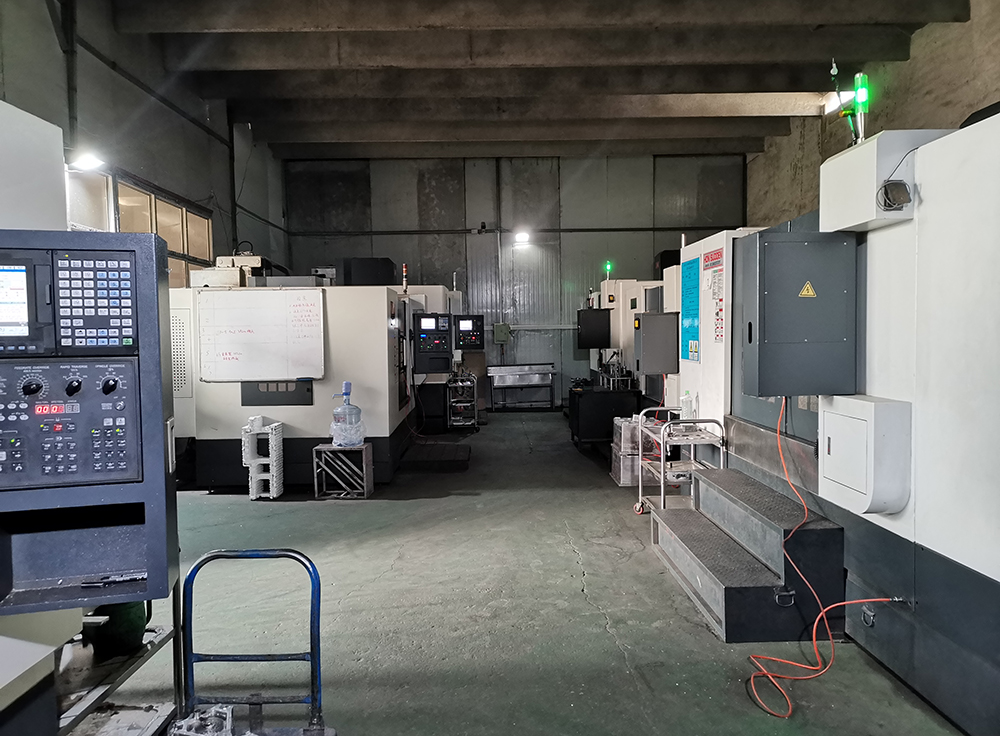 石家庄兴和精密模具有限公司